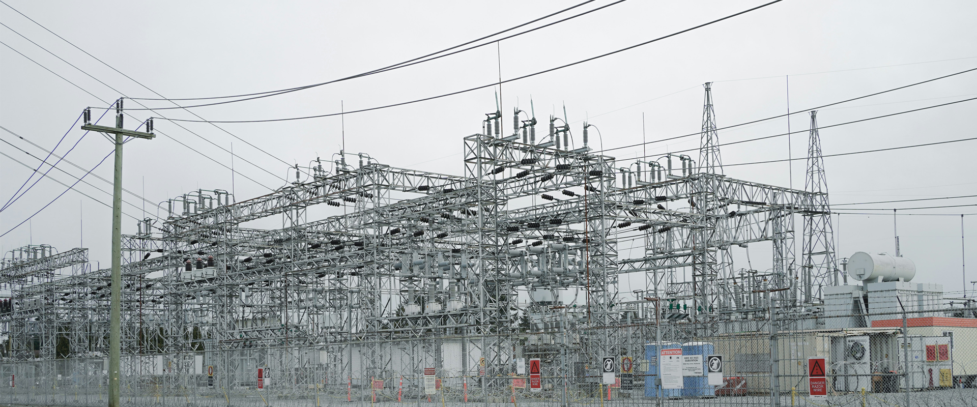 High voltage distribution equipment